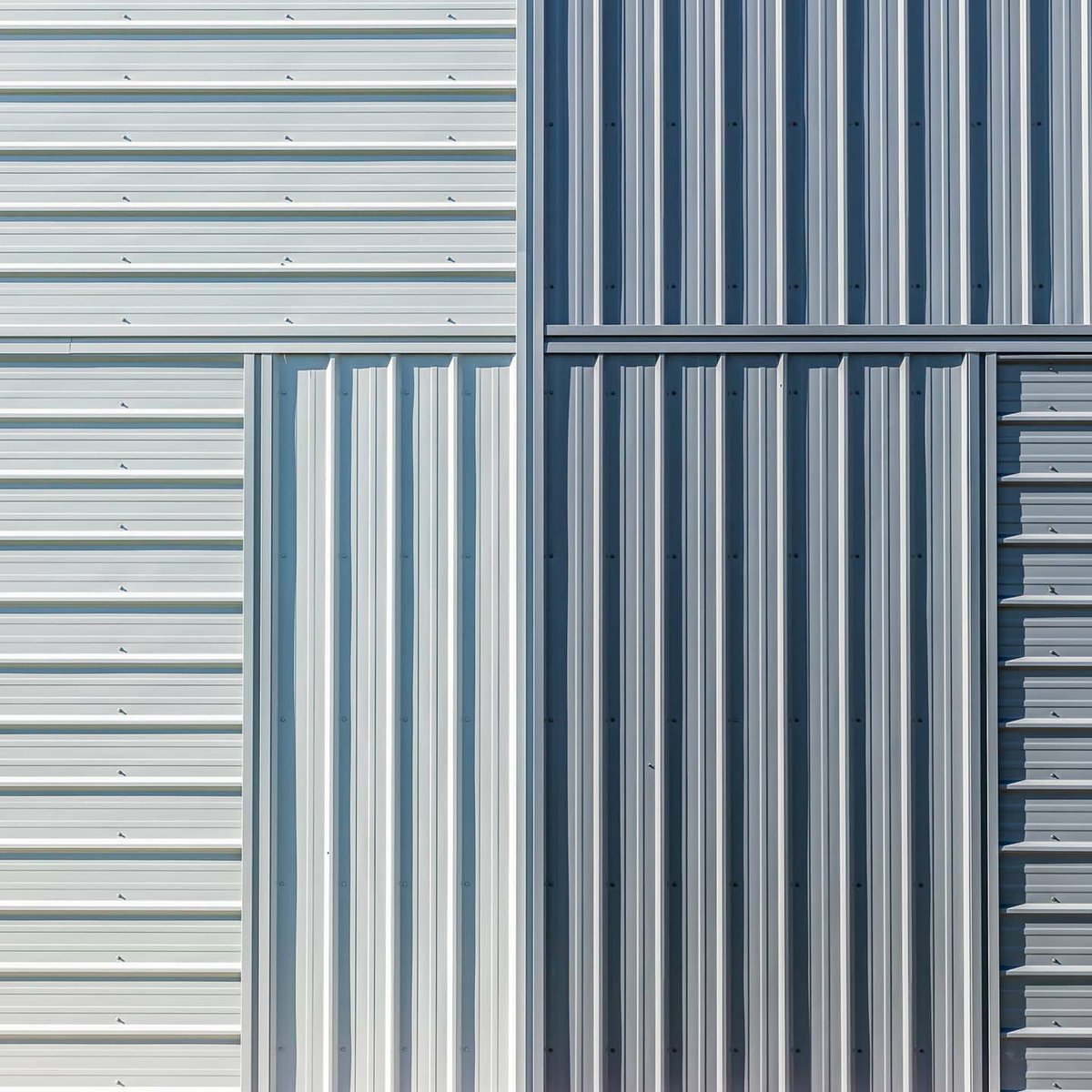 WestcoLtd's tweet photo. It's throwback Thursday! take a look at this beautiful building the colors,design and the craftsmanship all put together to create this work of art.
#designbuildbetter #construction #ibuildalberta #buildit #concrete #steelerection #steelclad #structures #aerialadvantage https://t.co/05xOR5766m