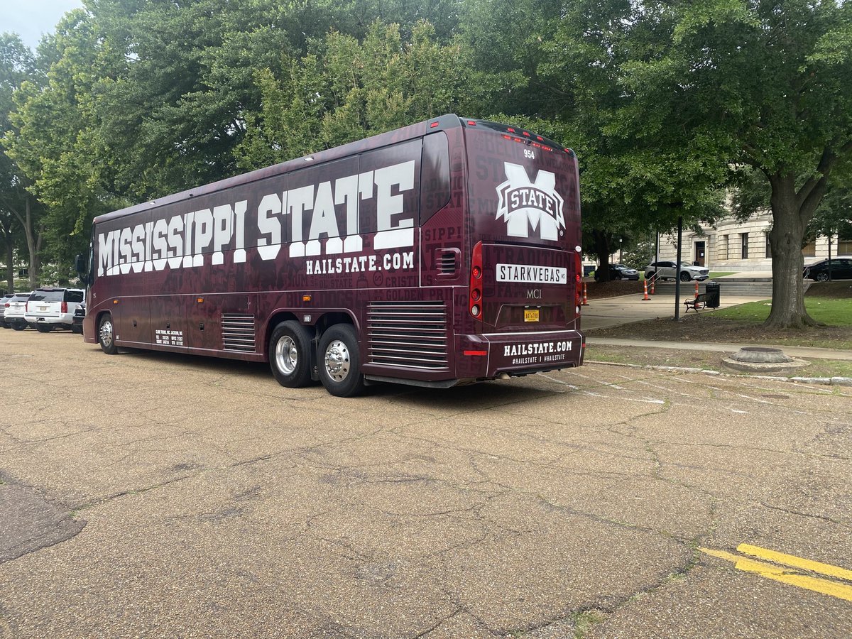 Dogbusdriver's tweet photo. ⁦@HailState⁩ in the house!At the Mississippi Capitol with the Bulldogs in what is hoped to be a monumental day,not only for MSU, but for the entire state. Dr Mark Keenum and John Cohen stressing the need for an immediate change of our state flag. Just the right thing to do! https://t.co/lnexvLXJxU