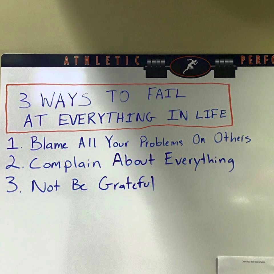 MosierData's tweet photo. The mind can take you from poverty to prosperity in the shortest amount of time.  Surround yourself with great minds and remember, "you are the average of the 5 people you spend the most time with" https://t.co/M0AeeBLxb7