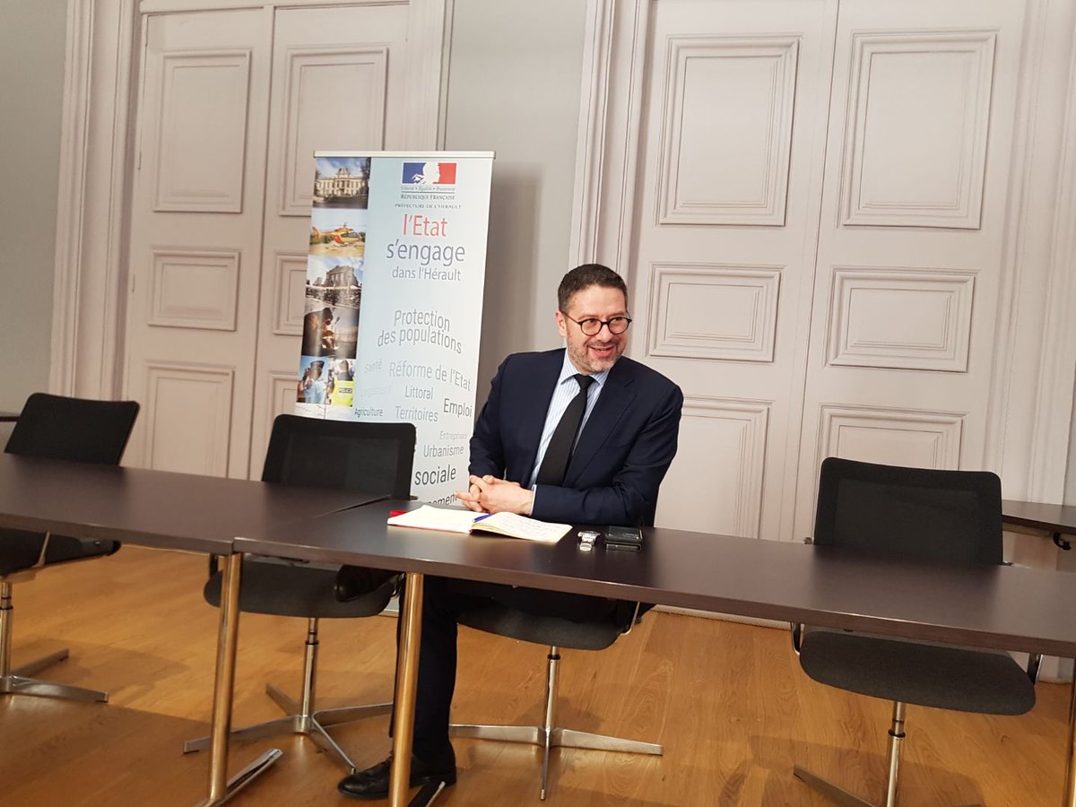 RadioAviva34's tweet photo. [ CONFERENCE DE PRESSE ] - 📰

Présentation à la presse : 

🏢 L'installation de Thierry Laurent en tant que sous Préfet 

🎙️ Secrétaire général de la Préfecture de l'Hérault @Prefet34 

#Hérault #radioaviva #88FM https://t.co/gQRpesAo7P
