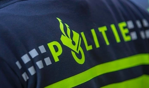 Getuigen gezocht van berovingen [LEUSDEN] De politie is dringend op zoek naar getuigen die iets hebben gezien van of meer weten over een reeks berovingen.