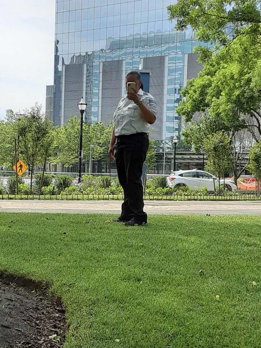 johnjmcmonagle's tweet photo. @JerseyCityPD - #Alert

@StevenFulop

#Mayor of
#TheHeights
#JournalSquare
#Greenville

NOT Mayor of
#PavoniaNewport 
#ExchangePlace

@JerseyCity
#JerseyCityNJ

#SpartanSecurity

#Racist #NAZI #Black
Chases Out #American

In Public Area of Park

Claiming #KeepOffGrass

Open Area https://t.co/ufh4O5wDCG