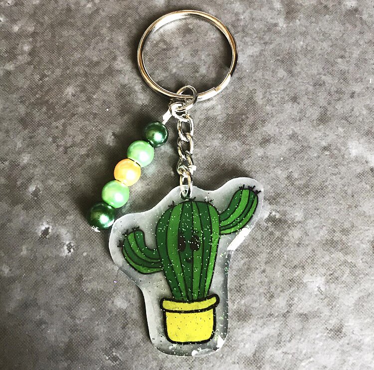 GalleryCrate's tweet photo. 🌵New item🌵 Cactus keyring is now available!!! Link in bio. 💜🤍 #etsyuk #etsyshop #etsyseller #etsyshopowner #etsyhandmade #cactus #cutecactus #keyring #keychain https://t.co/5h3irRNeiZ