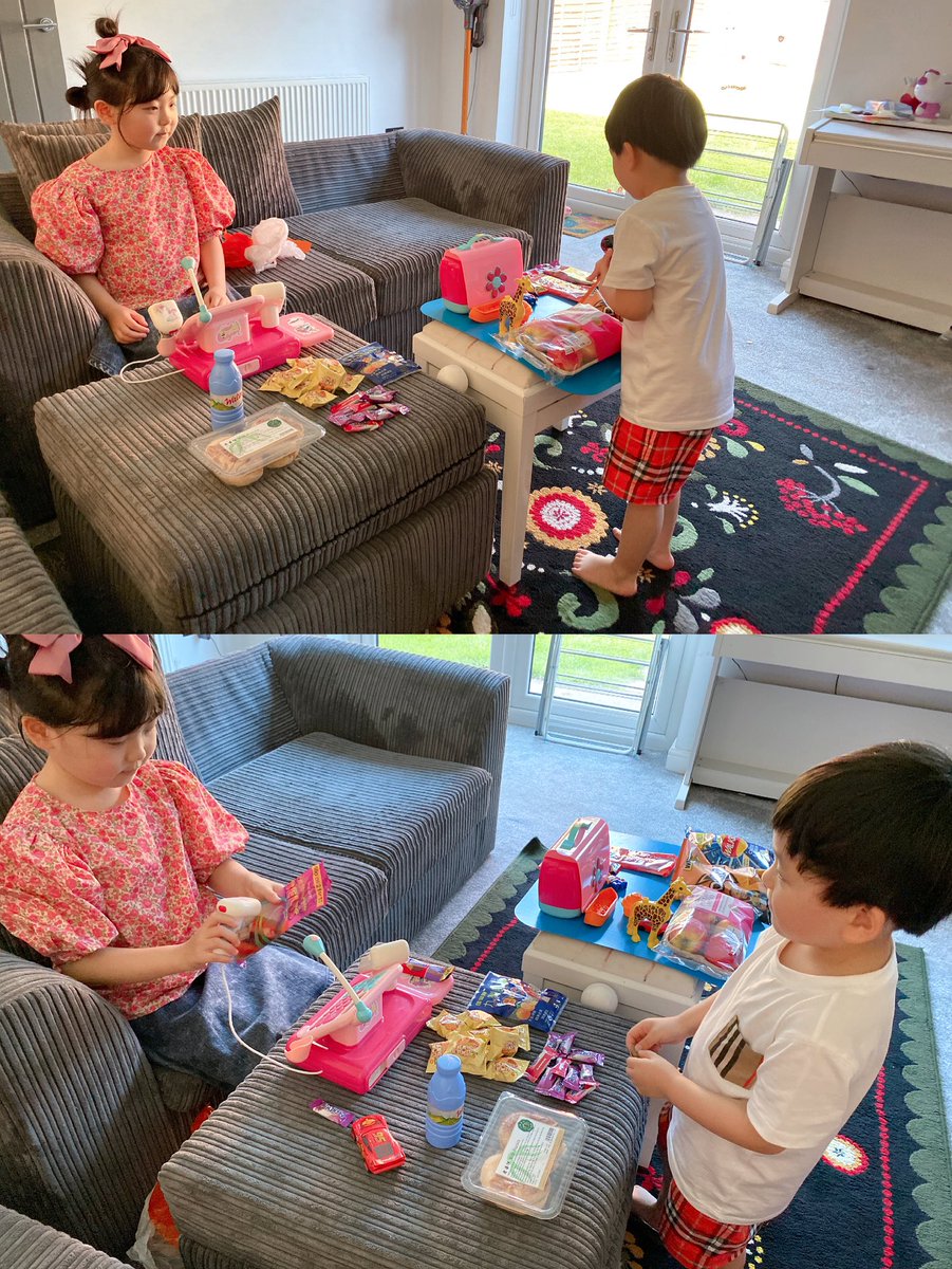 AprilandAlfred's tweet photo. After work, April and Alfred set up a shop.😃@prestolee_1911 https://t.co/KRYL8NaDVe