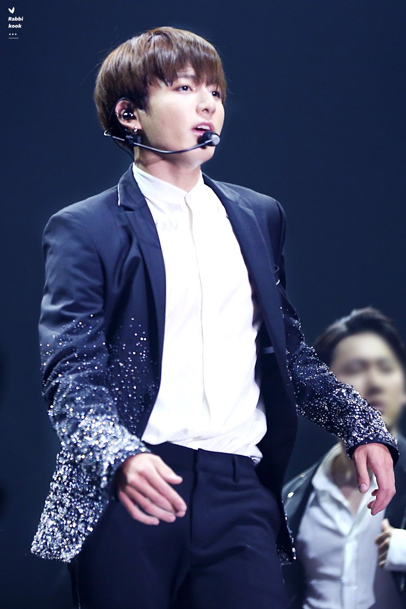 Jeon Jungkook in suits — a very important thread