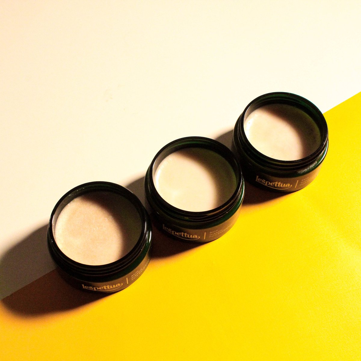 Balm Lespettua ni rawatan alternatif berasaskan buah keras. Selain tu, ada juga bahan2 lain yg bermanfaat untuk kesihatan rambut.Untuk shampoo kita tambah Biotin & beri kelainan di situ.Bagi yg teringin sgt nak cuba, sy boleh tengokkan dulu & advice. https://api.whatsapp.com/send?phone=+60108826087&text=LPTTwt2