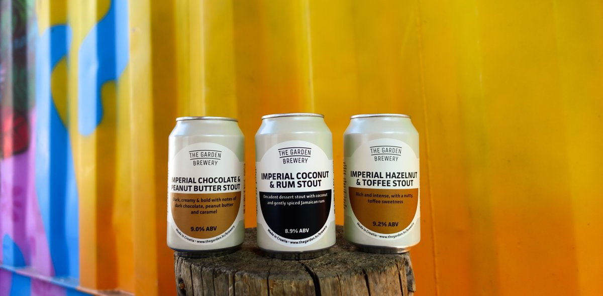 Three Imperial Stouts just dropped online: 

Coconut + Rum 🥥
Hazelnut + Toffee 🌰
Chocolate + Peanut Butter 🍫

We've put all 3 in a Stout Selection box, plus our classic Milk Stout. 

International shipping to 25 nations and counting... Živjeli! 🥳
thegarden.hr/shop/stout-sel…