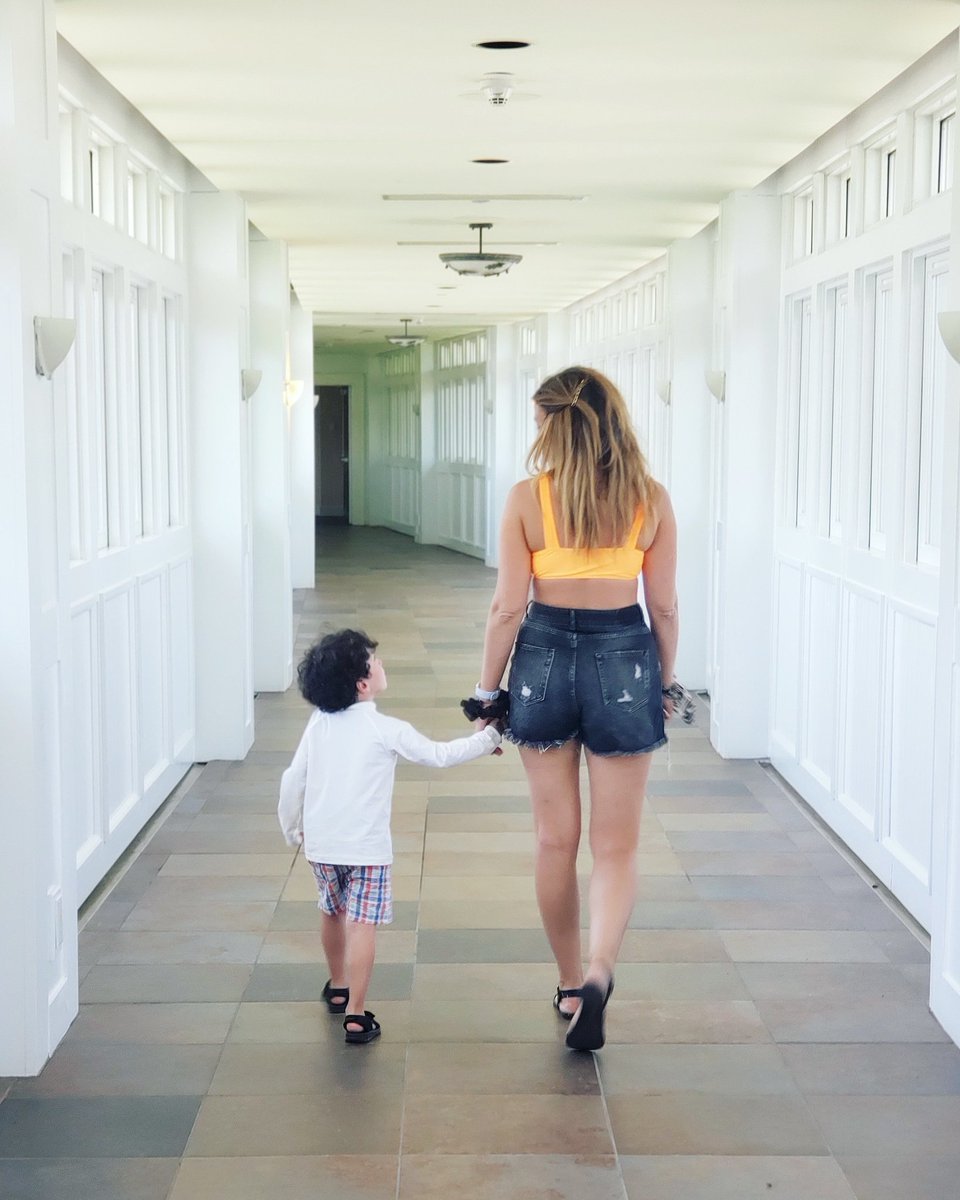 As Covid 19 restrictions are being slowly relaxed in #ontario, here's how I feel about handing my kids back to society ❤️: bit.ly/2YwUcn9