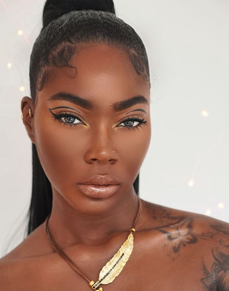 SpellMagazine's tweet photo. @shantaniabeckford has kept us mesmerised throughout  lockdown by servin' back to back lust-have looks 😍 We salute you queen 👑

#SpellMagazine #beautymaven #muse #hotgirlsummer #influencer #trendsetter #GTL #wfh #fashionista https://t.co/pfkoloJXoI