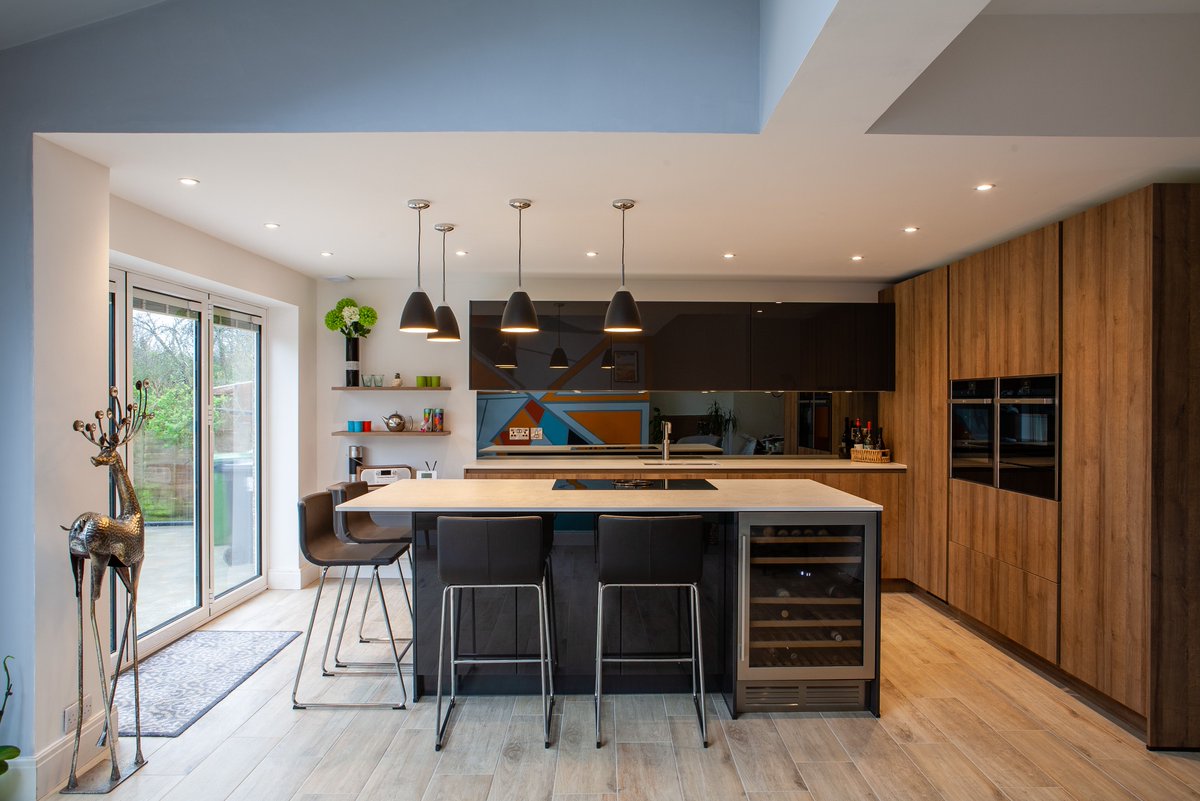 Check out this beautiful project by @KreativKitchens in #Leeds. Open-plan #kitchens and #livingrooms have become more and more popular over the past few years and this is a great example. #kbb #kitchens #bedrooms #bathrooms