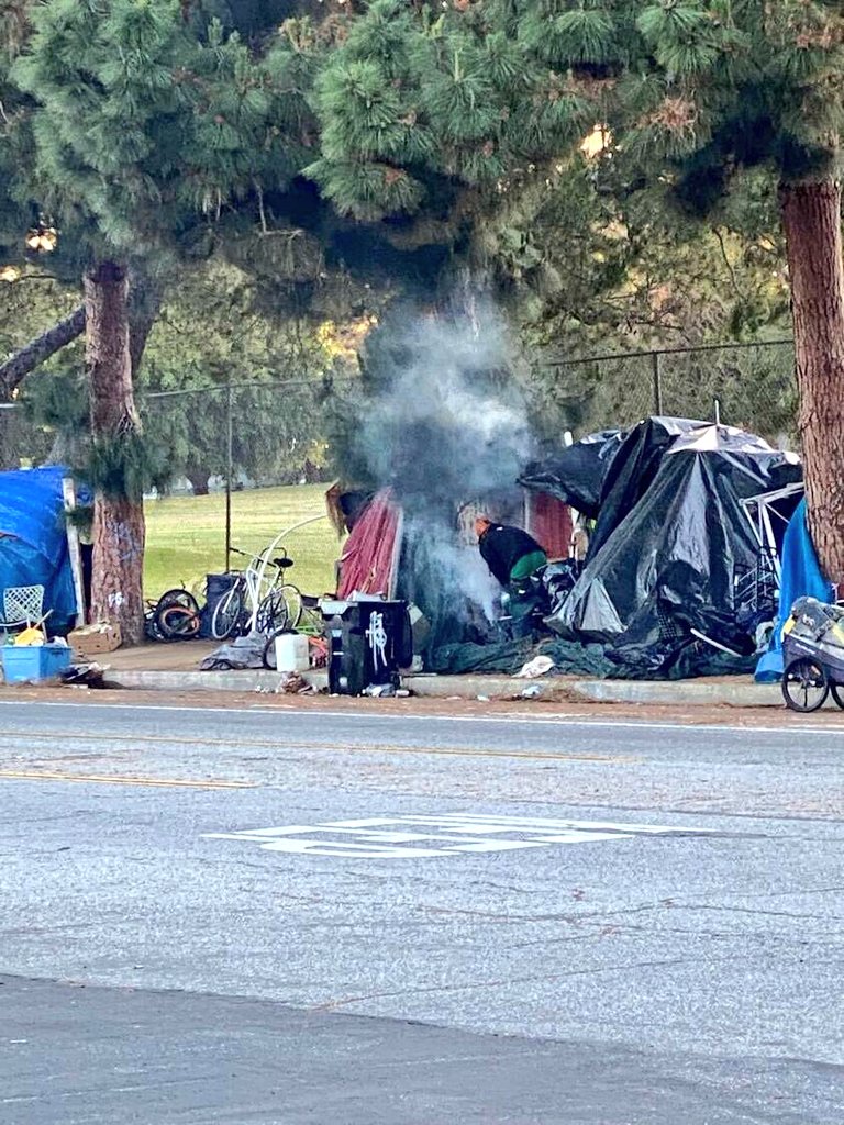 S42917714's tweet photo. @MayorOfLA Thousands of homeless living,eating,defecating and COOKING on the streets of Los Angeles #COVID19 #NoMasks #nowashing #hands #sanitation #Democrats #FailedLeadership https://t.co/qOZ5DJB4u4