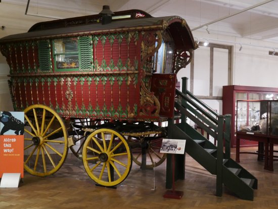 bristolmuseum's tweet photo. The Romany wagon in our care is a favourite visitor object but do you know about the family who once lived in it? Hear the story in the filmed talk by curator @dorisskull posted on our Facebook page. June is Gipsy, Roma and Traveller Month so the perfect time to learn more. https://t.co/KkvZss8x87