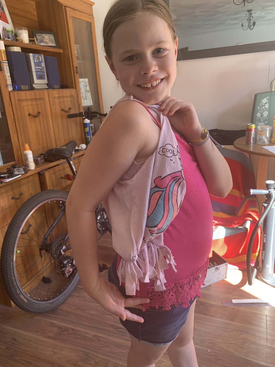 samkgripper's tweet photo. Lillie has made a no-sew T-shirt bag today! Followed the instructions that I had printed for her! She is super proud and can’t wait to use it!! @RedscopeSchool @MissPreston6 @mjpwilks https://t.co/ewQYKAxXBp