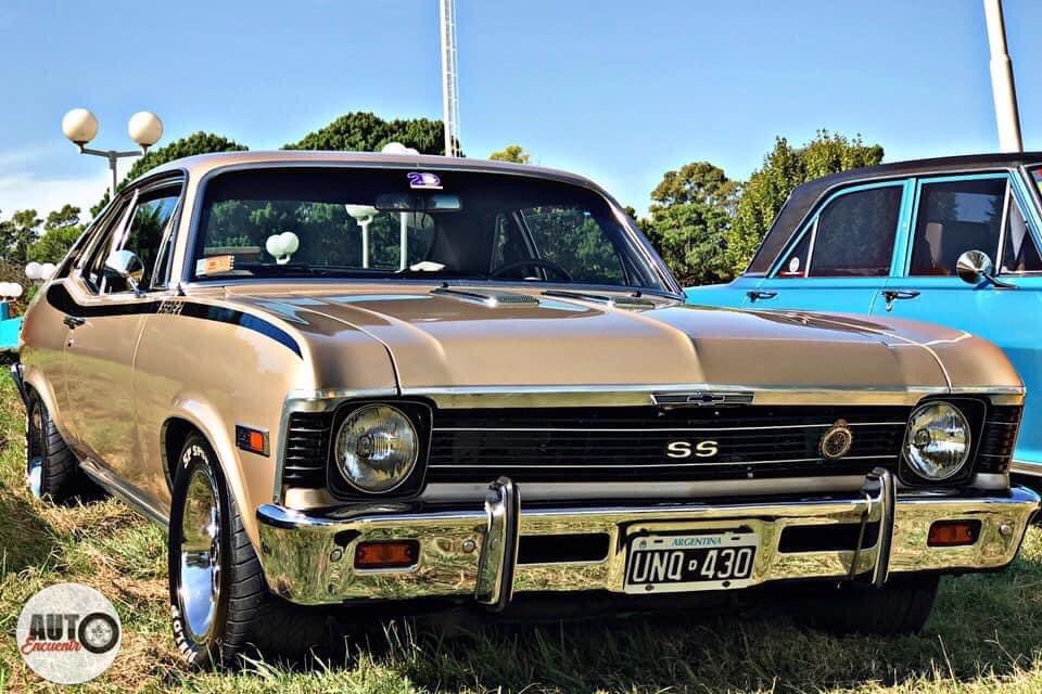 AutoEncuentro's tweet photo. Buen Jueves!!
Hoy con estas fotos de la Chevy SS del club Club Amigos de Chevrolet Buenos Aires Argentina !! Una belleza! https://t.co/7I8INE18hj