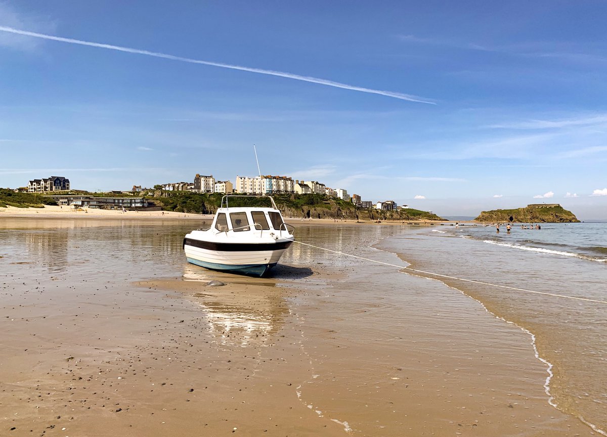 Tenby’s glorious South Beach today
⁦<a href="/DerekTheWeather/">Derek Brockway - weatherman</a>⁩ ⁦<a href="/Ruth_ITV/">Ruth_TV</a>⁩ ⁦<a href="/behnazakhgar/">Behnaz</a>⁩ ⁦<a href="/TenbyVG/">Tenby Visitor Guide</a>⁩ ⁦@lovepembs⁩ ⁦<a href="/kelseyredmore/">Kelsey Redmore</a>⁩ ⁦<a href="/S4C/">S4C 🏴󠁧󠁢󠁷󠁬󠁳󠁿</a>⁩