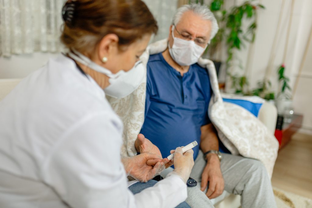 ExploreDiet's tweet photo. If you have tested positive for COVID-19, here's how you can care for yourself &amp; protect others. 

https://t.co/W0e55Iaol5

#coronavirus #covid-19 #pandemic #doctors #healthcare #quarantine #quarantinelife #healthy #wellbeing #stayfit #stayhealthy #safe #protect #UK https://t.co/78yckwQNCm