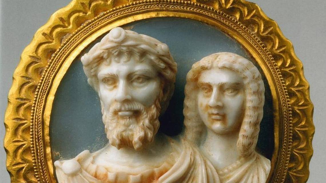 In AD186, the then  #Roman Governor of Gallia Lugdunensis (centred on modern day Lyon in France) Septimius Severus, was widowed - allegedly a prophecy he heard told of a Syrian woman who would marry a king and this led him to Julia Domna - the two were married in AD187
