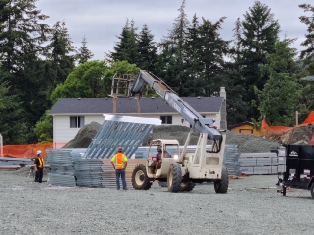 baileymetal's tweet photo. Our revolutionary Bent Tab Stud in action! This project was in Victoria, British Columbia for a Storage facility with pre-fabricated panels.
#benttabstud #steelframing #metalframing #steelstud #metalstud #baileymetal https://t.co/GET8pk8vY6