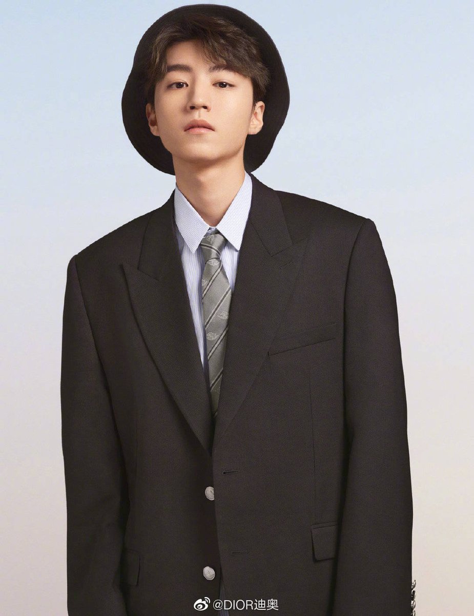 air dior suit