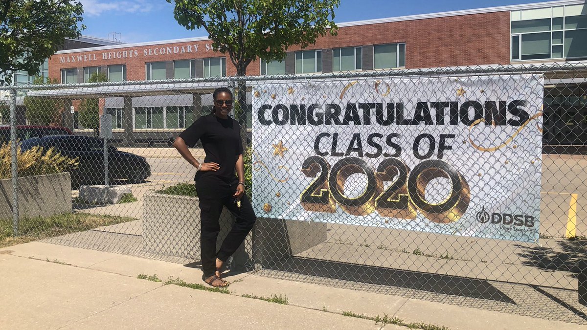 MaxwellHeights's tweet photo. Hey Maxwell! *see previous tweet* Feel free to swing by the front of MHSS to take a picture with this sign! So sorry it’s super late; full apologies! Please remember to keep physically distant while here and CONGRATULATIONS on graduating high school!!!🥳🎊 #MaxwellGraduates🎓🖤 https://t.co/1lufkRxar2