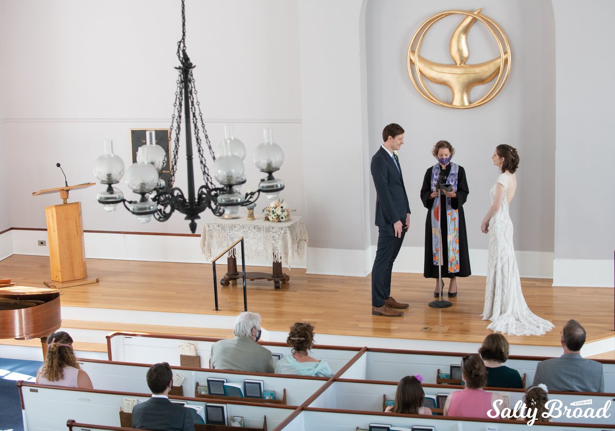 SaltyBroadPhoto's tweet photo. My first socially distant wedding couldn't have been with a better couple. They rolled with the changes and were completely thrilled to be married! Congratulations, Abby and Connor! #wedding #capecod #weddingphotographer #weddingday #covidwedding https://t.co/mPFPADZ6Hh