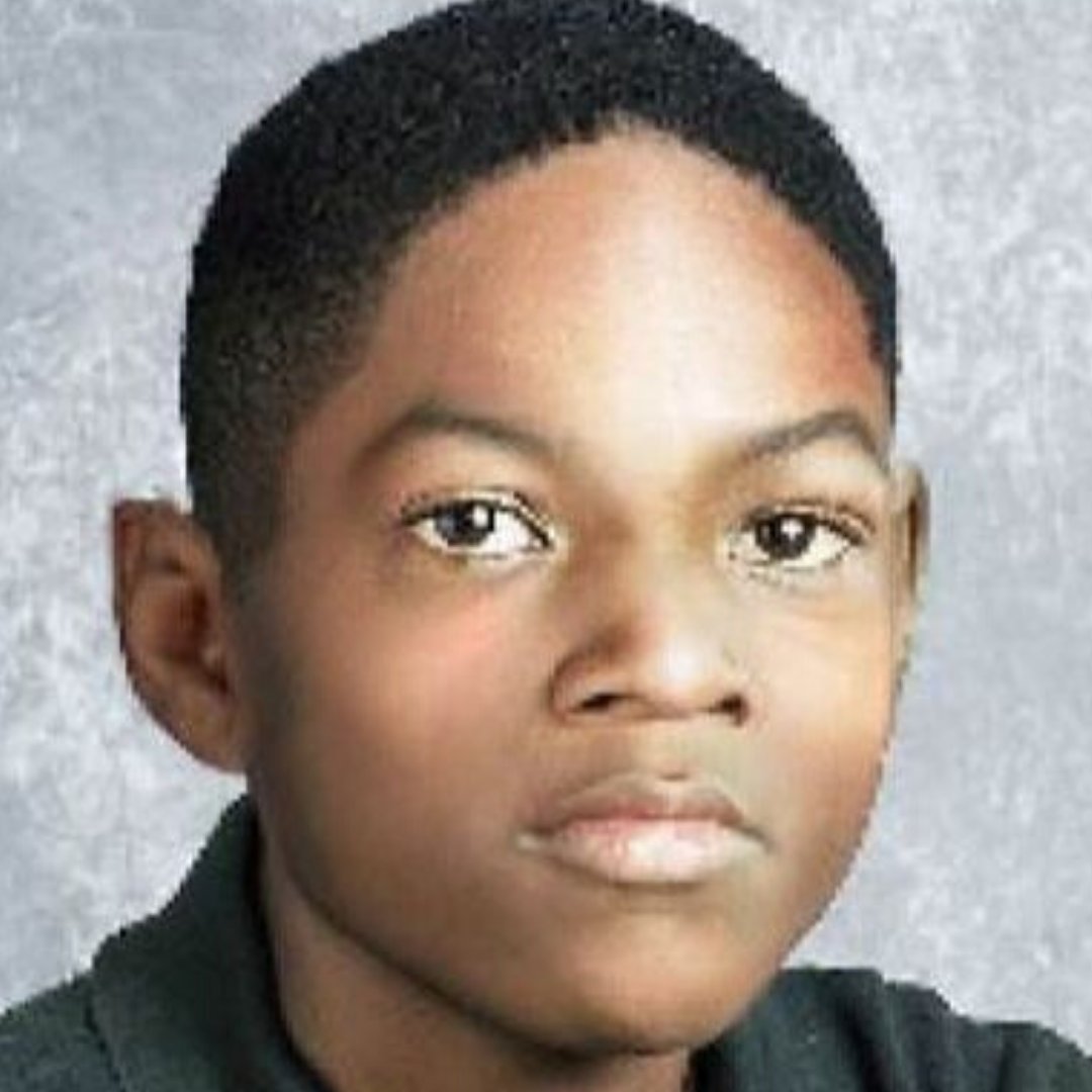 Jason Sims Jr. was discovered to be missing during 02/2015 from Fairfield, AL. Jason is autistic and was 15-years-old at the time of his disappearance. His father was arrested in 04/2016 with felony failure to report a child missing. 

bit.ly/jasonsimsjr

#throwbackthursday