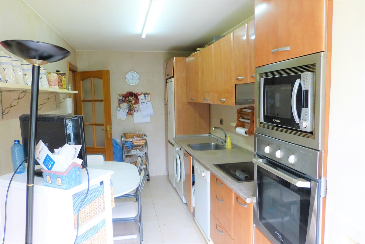 BurutaranInmo's tweet image. Z32017 Extraordinario piso en Borroto, todo exterior con amplia terraza. Zona muy bien comunicada, al lado del polideportivo y centros escolares.

bit.ly/2NwBtBX

#Donostia #SanSebastian #CasaEnVenta #Inmobiliaria #GrupoExin10 #RealEstate #Decoracion #HomeStage  #Staging