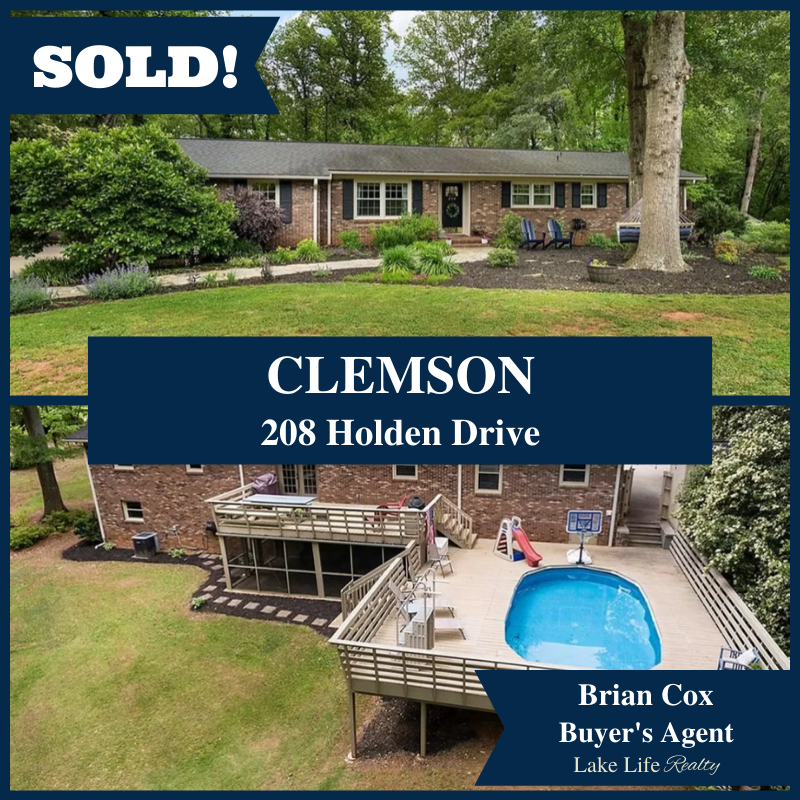 LakeLifeRealty's tweet photo. πΈ Congrats πΈ to the new owner & his Realtor, Brian Cox! We hope he enjoys that beautiful yard (& pool) for many years.
Rready to make a move? π‘ Visit https://t.co/ICpwaTXD2I
#LakeLifeRealty #RealEstate #Realtor #RealtorLife #SC #Sold #LakeLife #Clemson #LoveWhereYouLive https://t.co/6xLG94Q5gu