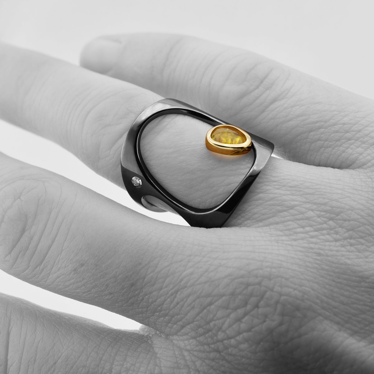 komatovicdesign's tweet photo. Each ring, necklace and earring is as delicate as it is daring and it carries the story that talks about liberation. #liberty #danielakomatovic #praha #design #jewelrydesign  #czech #czechdesign https://t.co/x36TYtF27u