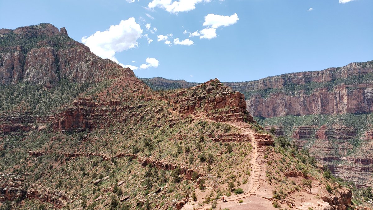 Consider the following:A hiker begins their journey at the South Kaibab Trailhead. They're a park fanatic, and know from here it's only a little over six miles to the Colorado—by that measure, it's a longer walk from the visitor center  @ZionNPS to the start of the Narrows! 3/