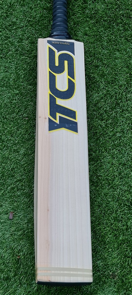IddyKnowsBats's tweet image. A beautiful new TCS cricket bat, strung &amp;amp; ready for use.

Made and sold by @Allthegear99 strung by @IddyKnowsBats used by a very good cricketer

#Enhancepowerandincreaselife
#Enhancepower
#increaselife
#weknowhowtomakepeoplesmile
#weknowhowtomakepeoplesmile😊
