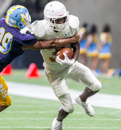 Kell_Football's tweet photo. D-3 OFFER! 2021 RB @RoyBarrett36 thankful @Carthage_FB OFFERED! #RecruitKell #WhereItsAt #EATT https://t.co/1sviWX45PQ https://t.co/qa8hDq7f0U