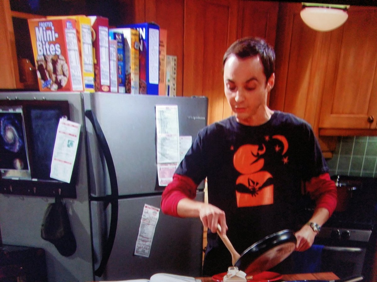 ShowMainProd's tweet image. Les Américains se nourrissent vraiment de n'importe quoi ! 🤔 #cereales #thebigbangtheory @thebigbangshow