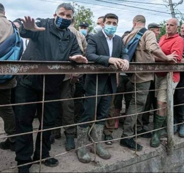 Зеленський розпочав робочу поїздку на Херсонщину - Цензор.НЕТ 9794