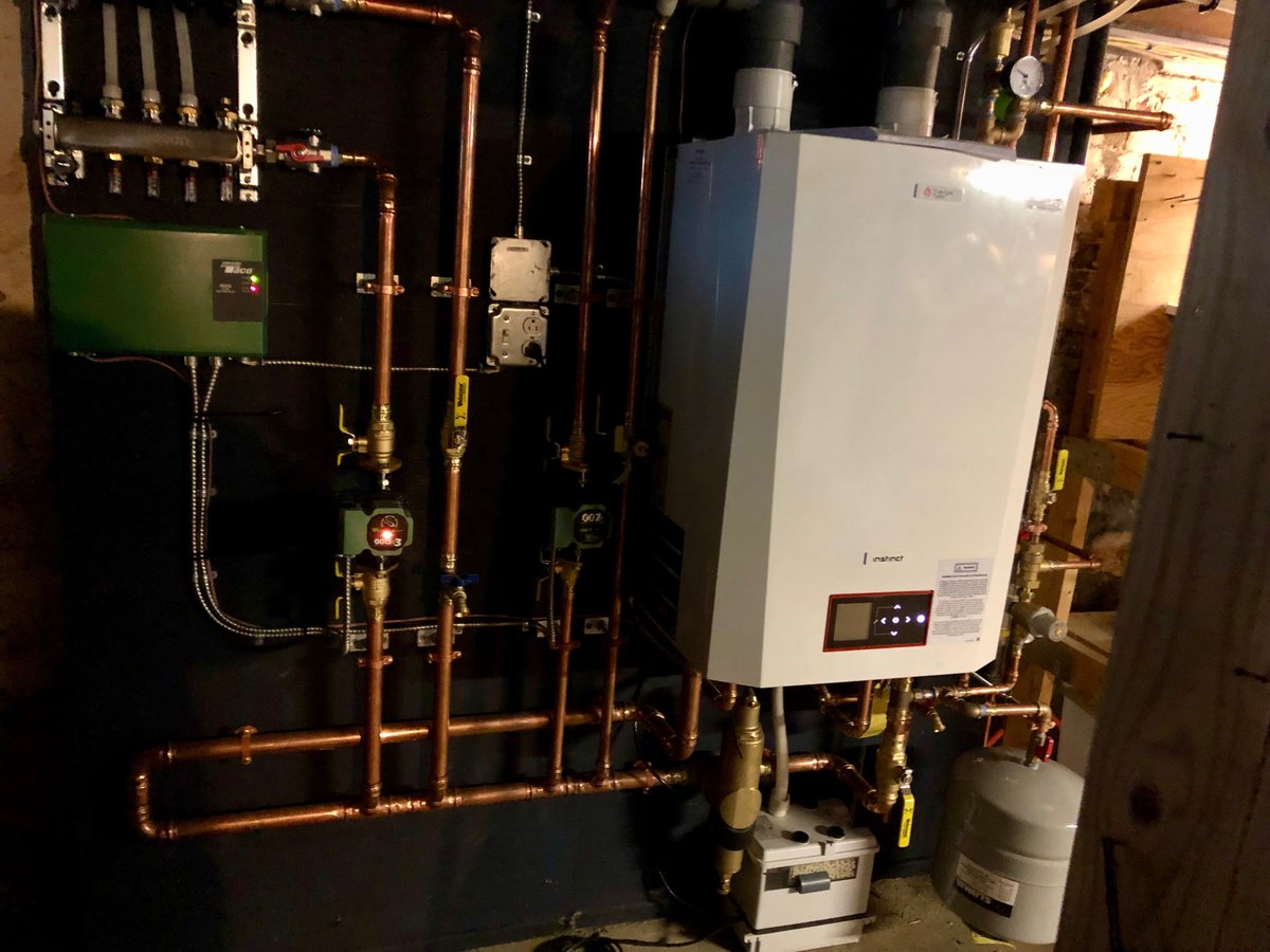 TriangleTube's tweet photo. Beautiful #Instinct Install ✅! This clean pipe work comes from Freeman Plumbing & Heating! Need to brag about your install? Send it to us so we can show it off and send you a shirt!
#HVACInstalls #BoilerInstalls #TriangleTube #TrustYourInstinct https://t.co/DEJJzwMRN5
