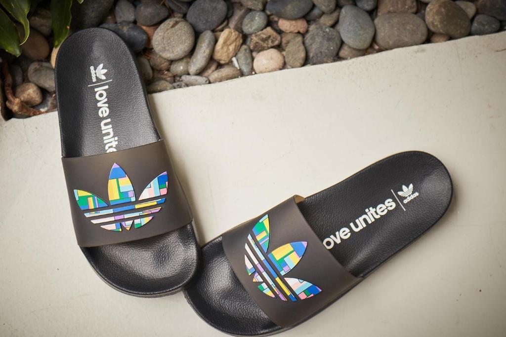 love unites adidas slides