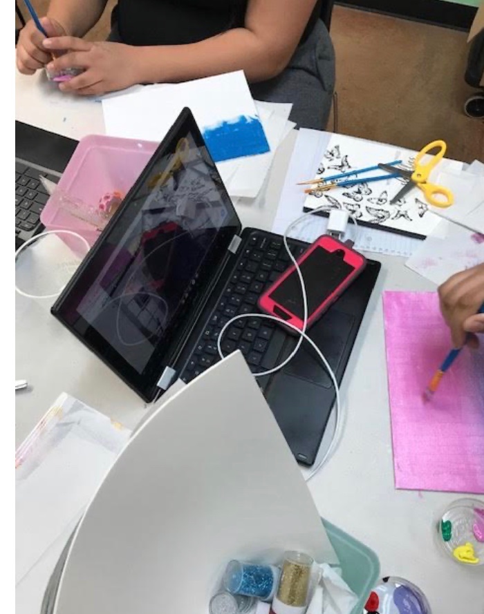 createnow's tweet photo. Thanks to @usbank and your donations for art supplies that are enabling teenage foster girls living at Crittenton Services to enjoy Create Now’s visual arts classes. Our interactive workshops are taught by volunteer Leah Devora through Zoom. #ArtSupplies #ArtsClasses #VisualArts https://t.co/ERANCS3NUX