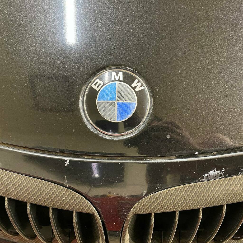 WatchJRGo1198's tweet photo. DID YOU KNOW YOU CAN LITERALLY BUY MISTAKES?!? Bought a new car last night, let the guessing games begin! πΈ #WatchJRGo #bmw #lotsofcylinders #junk #newcar #badideas #dontdothis #20codes #enginefailure https://t.co/MjENUpEAhh https://t.co/FRLeOKN5jV