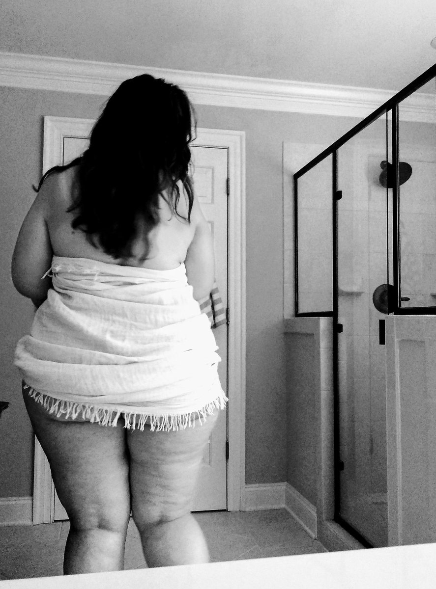 I took this, this morning, after just two weeks of making conscientiously better choices about how to treat my body. And I loved it. Enough to share. Not for attention, but for motivation. We are all on journies, & we are all beautiful. I hope today you can see it in you, too.