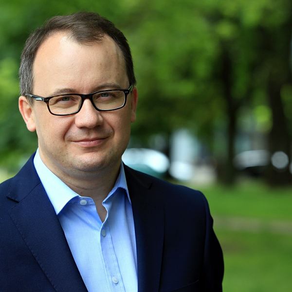 MalgorzataNice's tweet photo. Prezydent, Premier, Marszałek Sejmu, Minister Zdrowia
To byłaby #PięknaZmiana i #NowyStart
#wybory2020 bo od czegoś trzeba zacząć :-)
@trzaskowski_ 
@szymon_holownia 
@Adbodnar 
@Arlukowicz https://t.co/j9Dpgh32yM