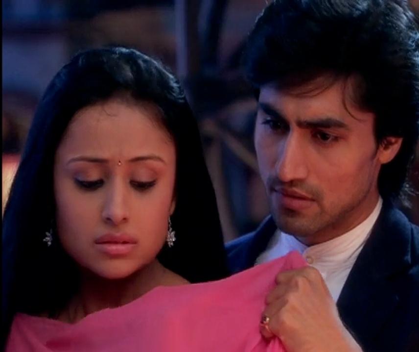  #HarshadChopda  #TereLiye  #TereLiyeOnHotstar #Bepannah #AnupriyaKapoorSooo romantic