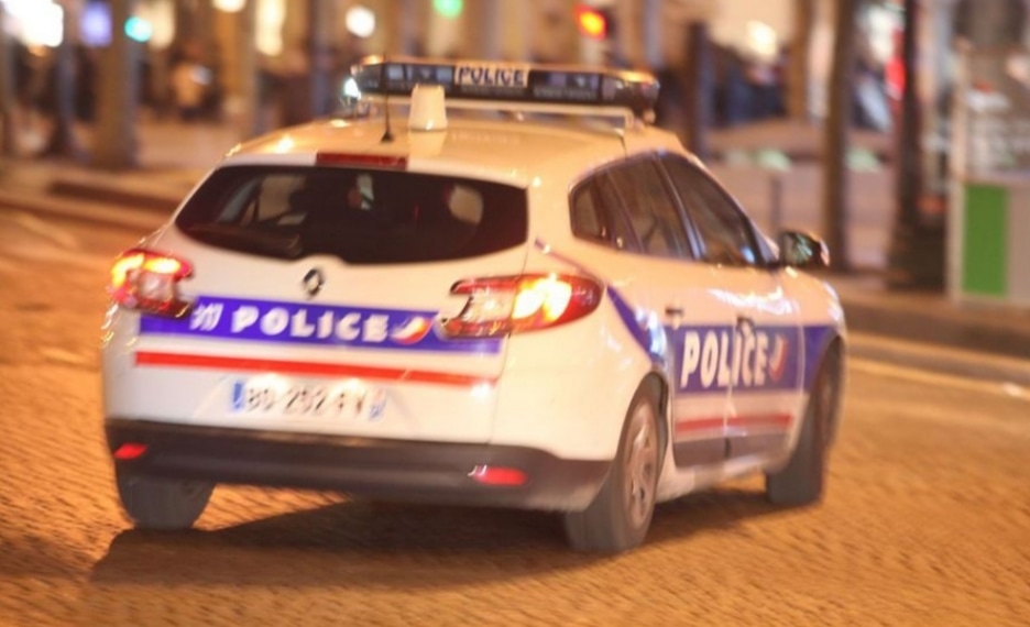 AcropolInfo's tweet photo. #Bordeaux : six #blessés après une série d'#agressions à l'#armeblanche, la nuit dernière

https://t.co/eNrwrht8Vg

@BRAVpolicier @Perrine_Salle @AurelieLaroussi @_FFOC_ @ZohraBitan @PoliceSCSI #SoutienAuxFDO #raslebol #Bataclan https://t.co/7tQt2ccBzT