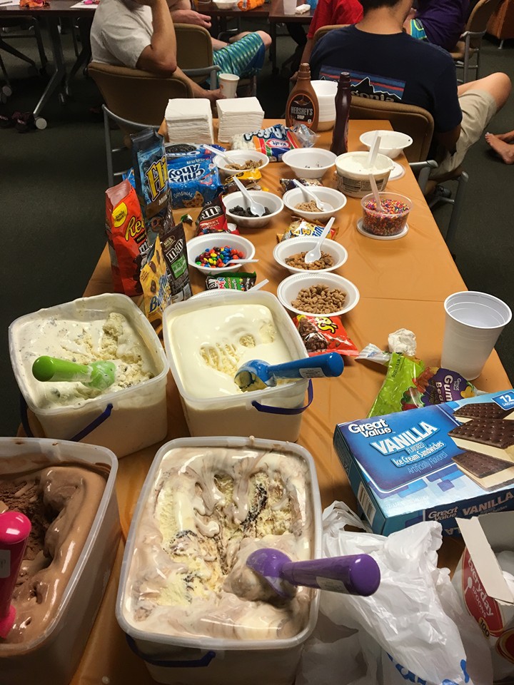 UTKMathCamp's tweet image. #TBThursday to the 2016 Math Camp ice cream party!!!! 🍦🍨