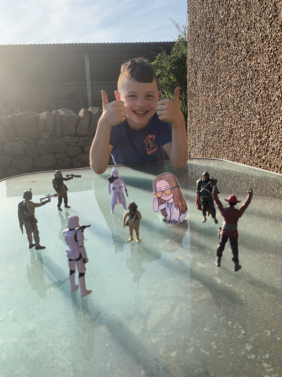 LornaM72928251's tweet photo. @dennyprimsch @MissDawson12 
Loving your poem for your class next year - starting off with playing with some Star Wars characters #AllInThisTogether #dennyfamily https://t.co/buI9GweyhO