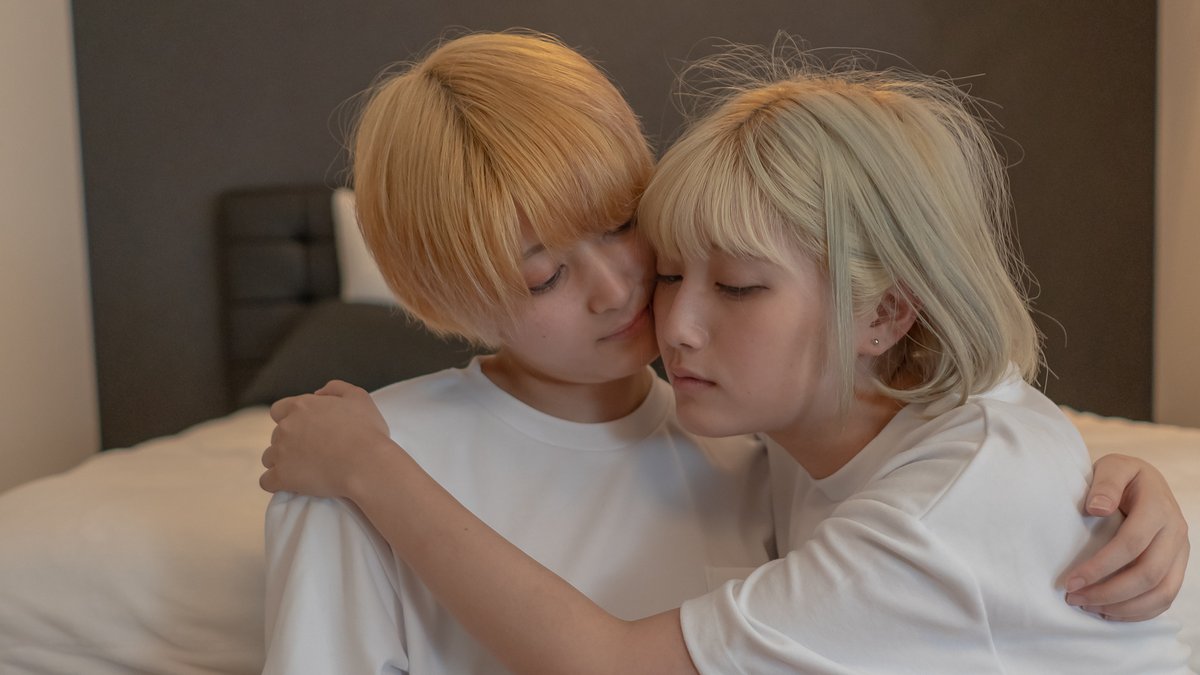 sato0052's tweet photo. 相性が良すぎる
#百合の日 https://t.co/ozSBHf36vi