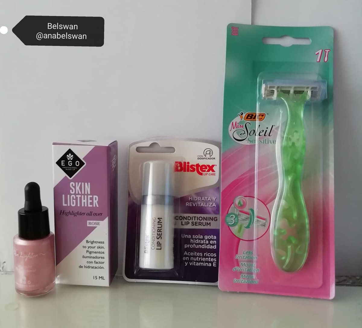 Belswan77's tweet photo. Hola amores!!!
La @DisfrutaBox de este mes llamada HANAMI, trae todas estas novedades que molan un montonazo!!
https://t.co/ntzsFaKv2w https://t.co/Ofzp7q7H2A