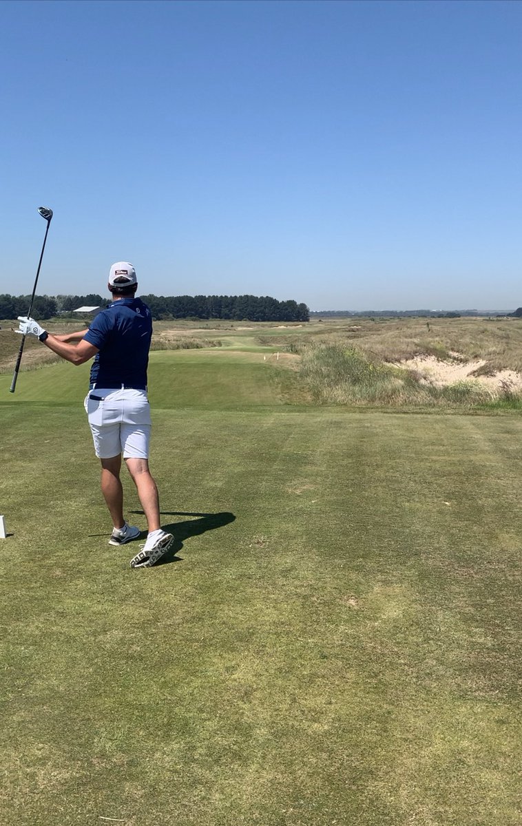 What a day <a href="/Princesgolfclub/">Princes Golf Club</a>. Great course and some outstanding ☀️ ...looking forward to returning to sandwich in a couple of weeks to play @RoyalStGeorges1 😎