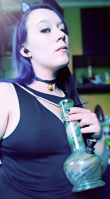 hmmmm bong hoots! #beautiful #beautifulgirl #beautifulwomen #sexypics #sexy #sexystonergirls #sexywomen<a href="/tag/beautiful"class="tags">#beautiful</a><a href="/tag/beautifulgirl"class="tags">#beautifulgirl</a><a href="/tag/beautifulwomen"class="tags">#beautifulwomen</a><a href="/tag/sexy"class="tags"><span>#sexy</span></a><a href="/tag/hot"class="tags"><span>#hot</span></a><a href="/tag/hotgirls"class="tags"><span>#hotgirls</span></a><a href="/tag/sexygirl"class="tags"><span>#sexygirl</span></a><a href="/tag/hotwomen"class="tags"><span>#hotwomen</span></a><a href="/tag/sexypics"class="tags"><span>#sexypics</span></a>