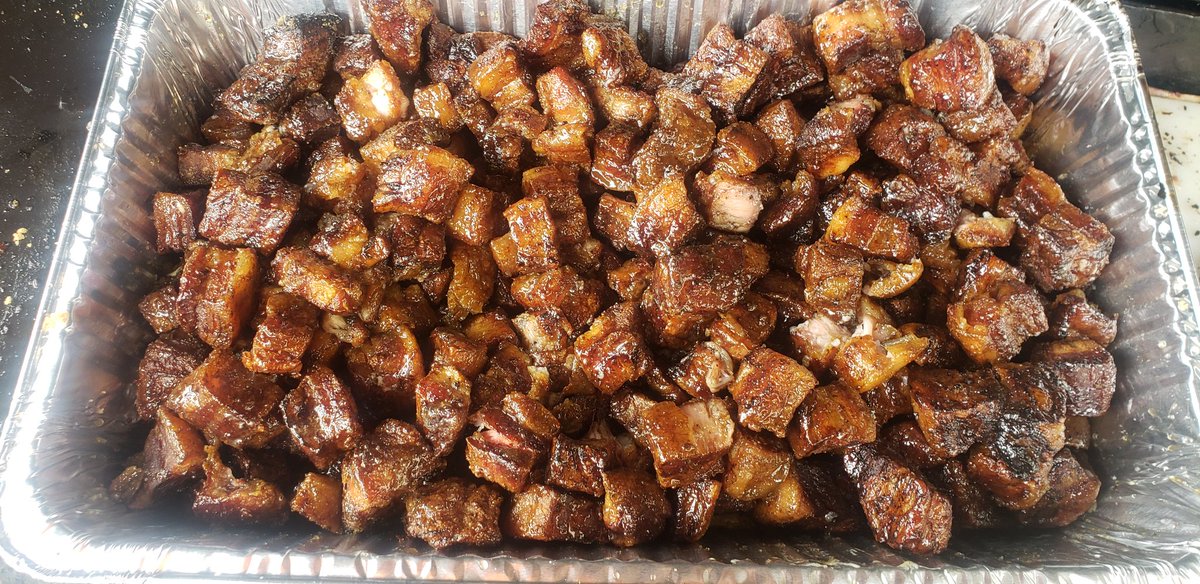 mertray05's tweet photo. TNT Eats will be in Lake Crystal tonight! We will have all our favorites! Mac-Attack, pork belly burnt Ends, pulled pork, fall off the bone ribs. From 5-8p.m. https://t.co/qWQkIKpZAE