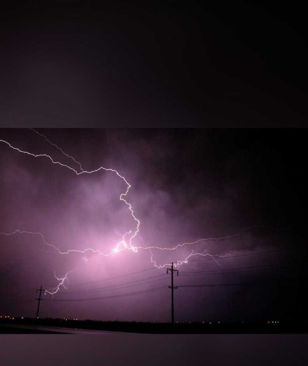 ramankholwad's tweet photo. Extremely saddened to know about the death of 83 people from Bihar state &amp; 24 from UP. My prayers and deepest condolences for the family of aggrieved ones. Almighty ! Please protect everyone
#thunderstorm https://t.co/2jYwgpCFBW